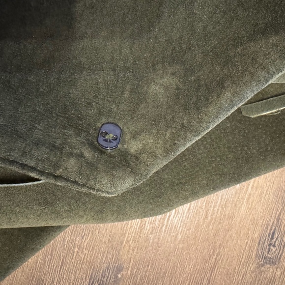 🤠 True Vintage Olive Green Suede Fringe Cropped Western Jacket - Danier - 🇨🇦 - Picture 7 of 12